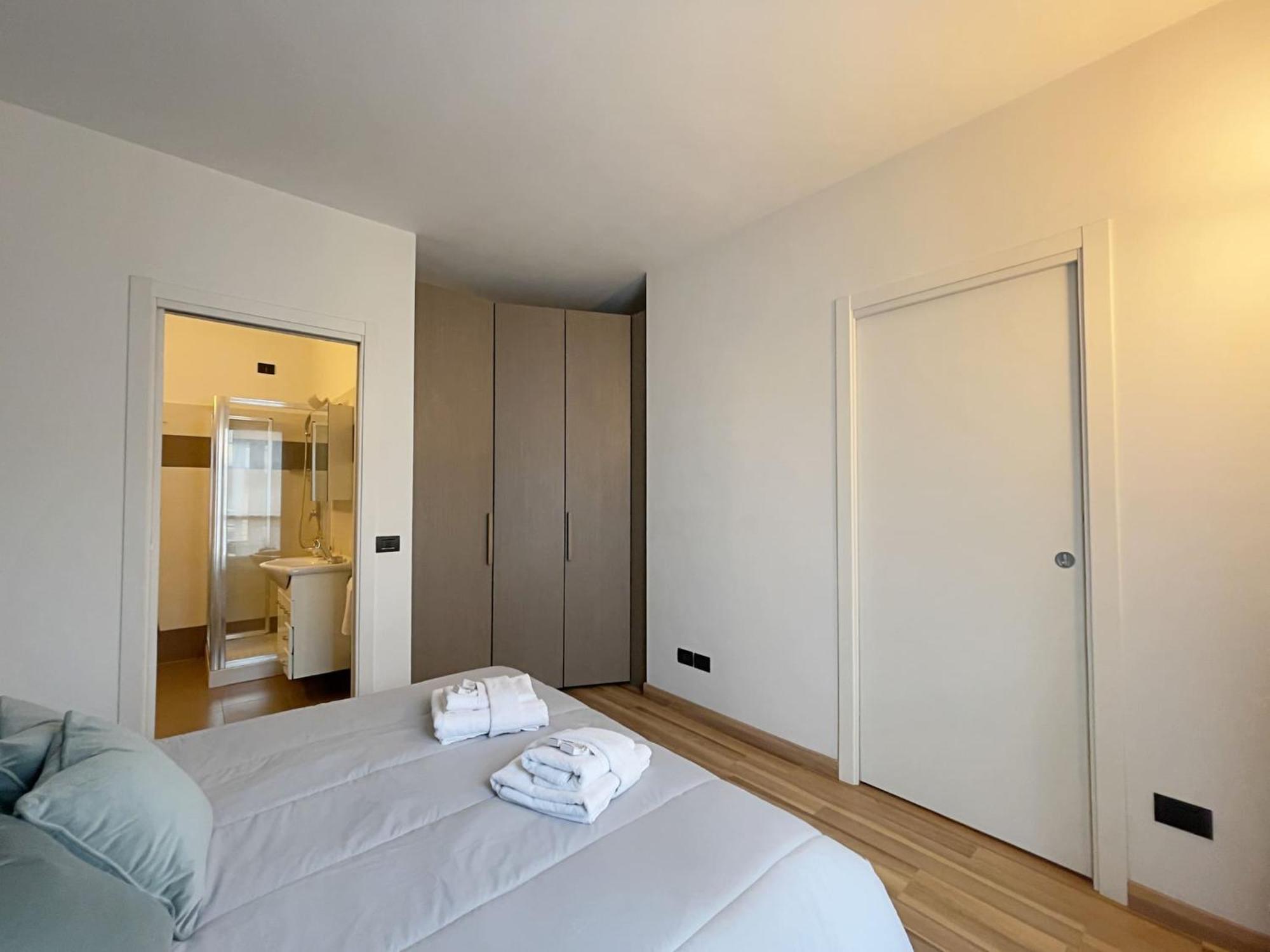 Rentopolis Apartments - Palazzo Candiani Milano Exteriör bild